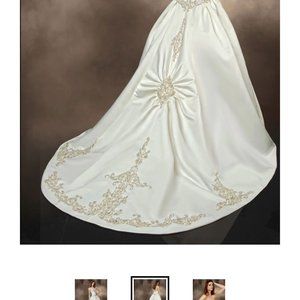 New Impressions Wedding Gown  #10202